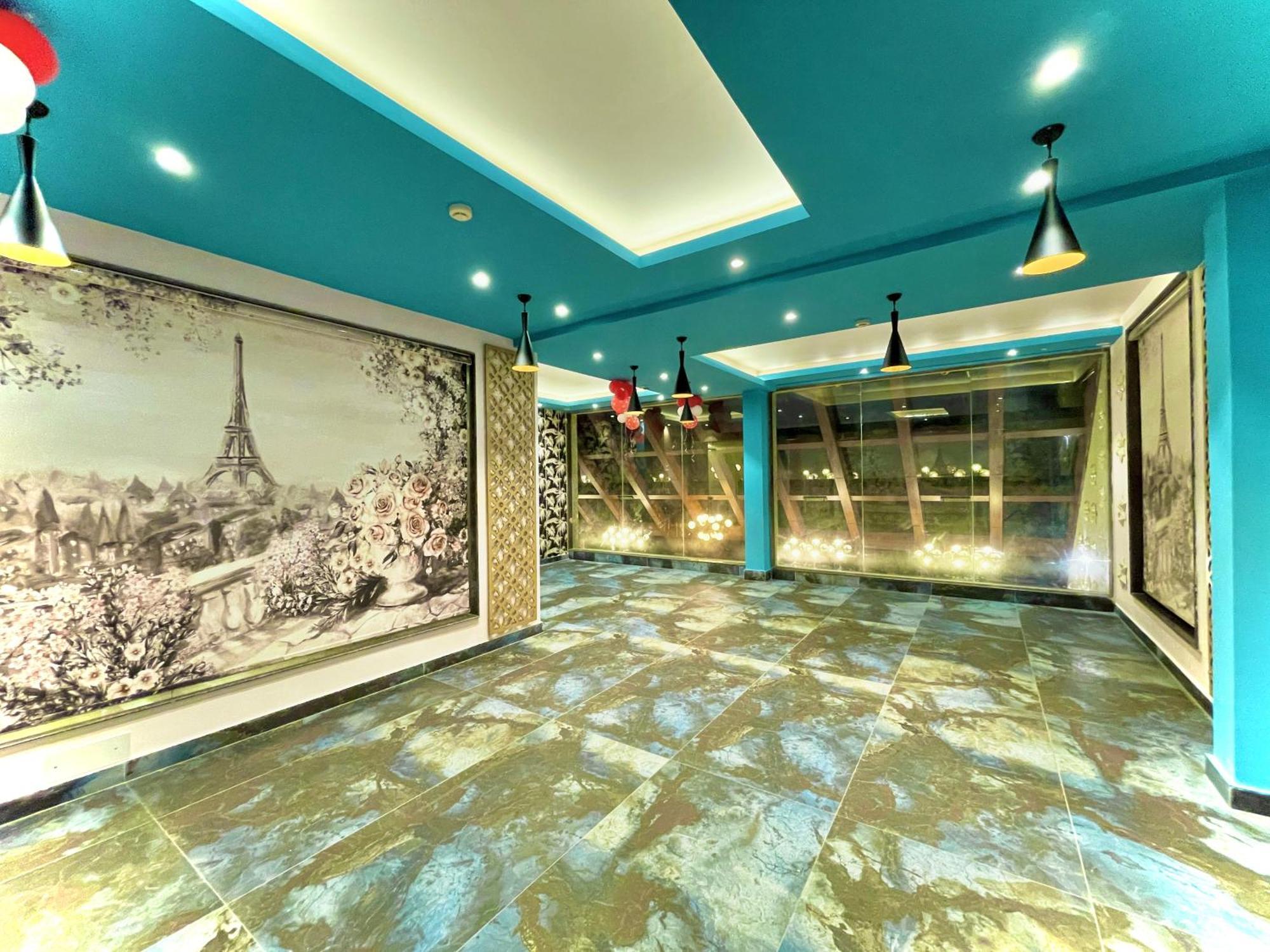 Hotel Kuber Palace: Beachfront Comfort with Temple Proximity Puri Exterior photo